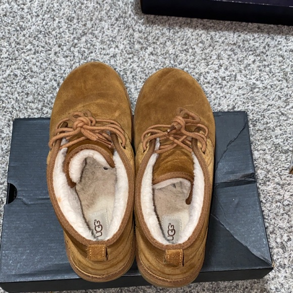 UGG Men's - Picture 2 of 3